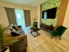 Champions Gate: BBQ, Pool Table, Waterpark Near Disney